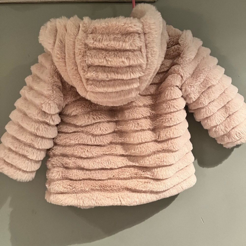 Widgeon size 12 month faux fur coat with hood. - Picture 4 of 4